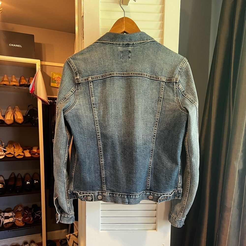 GAP Women's Blue Denim Jacket - Picture 9 of 10